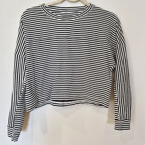 Kate Spade Saturday Crop Tee. Size XS